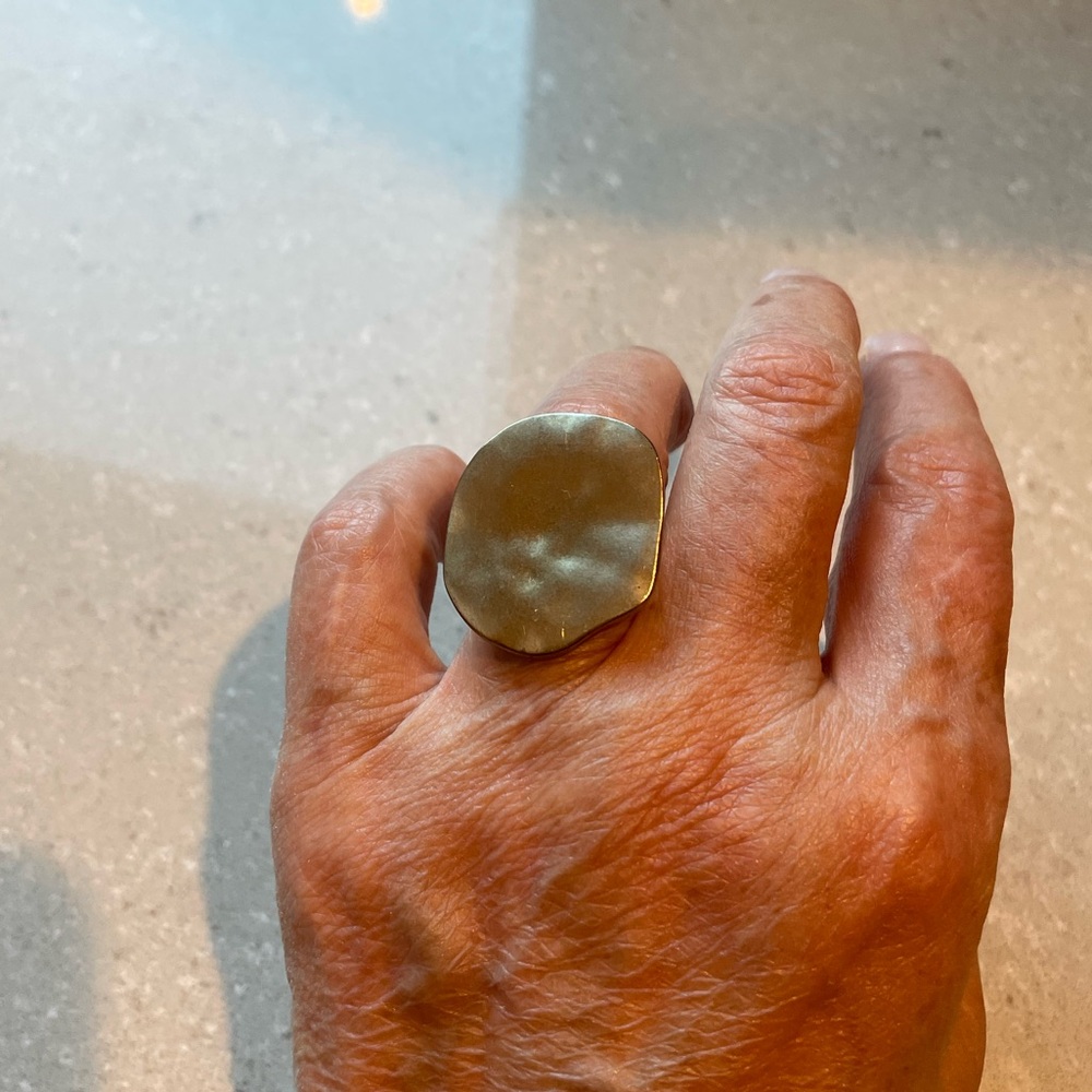 Goldtone Statement Ring - image 4